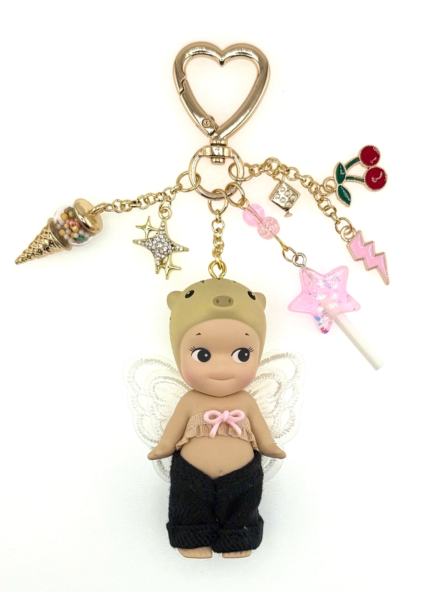 Gold Uribou with jorts