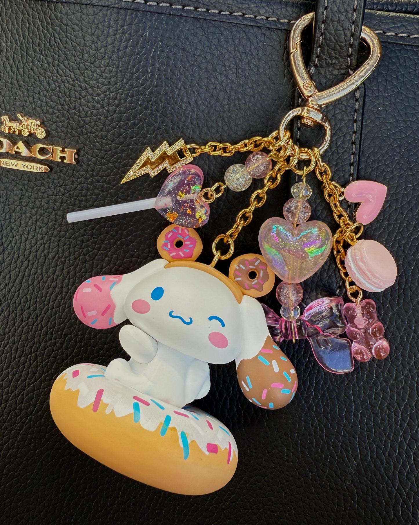 Gold “Cinnamoroll x Donutella Sprinkles”