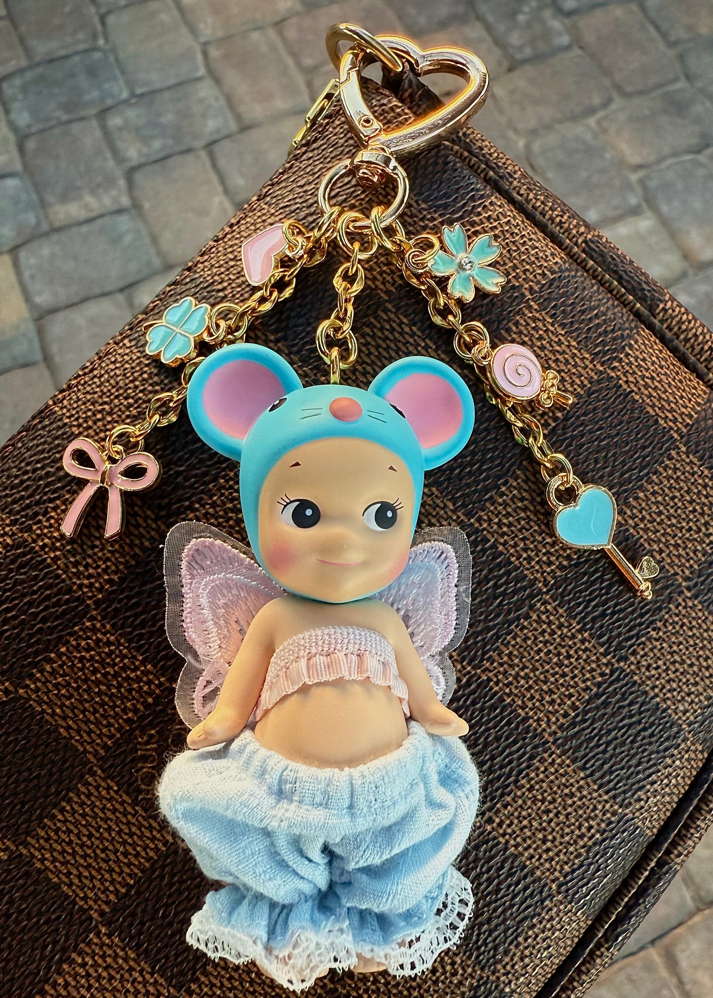 Gold Mouse