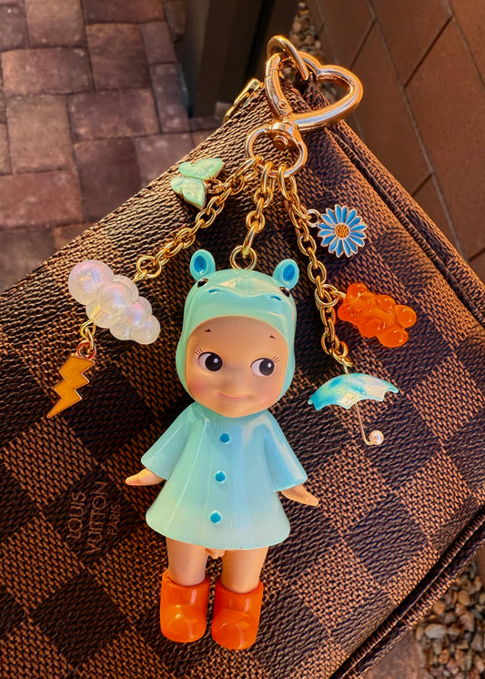 Gold Hippo (rainy day series)