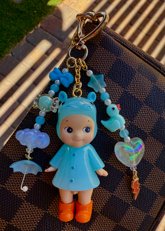 Gold Hippo (rainy day series)